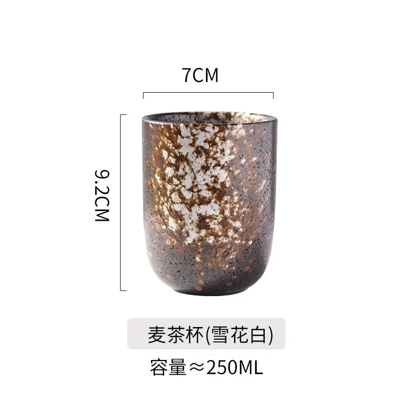 Taza de té alta de estilo japonés