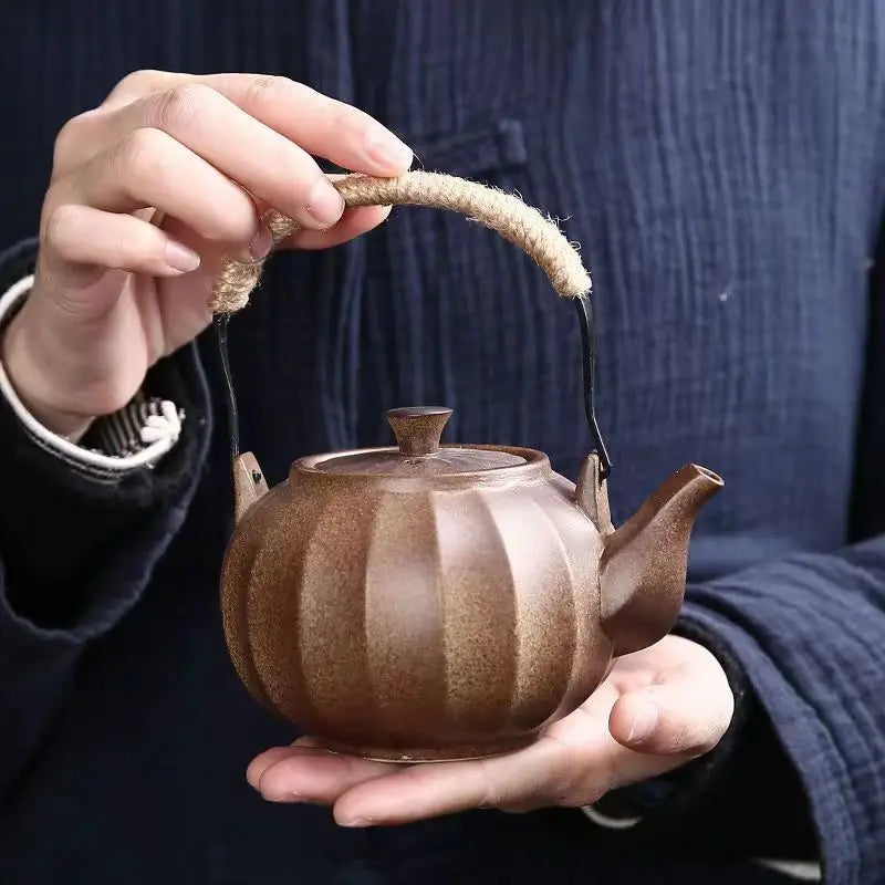 Olla de viga de elevación de cerámica gruesa estilo japonés y accesorios