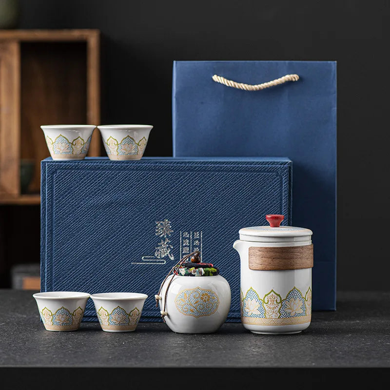 Caja de regalo para los amantes del té hecha porcelana con un diseño exclusivo