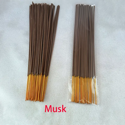 Incienso Con fragancias como salvia, lirio, agujas de pino, coco, flor de cerezo, almizcle, hierba de limón y vainilla