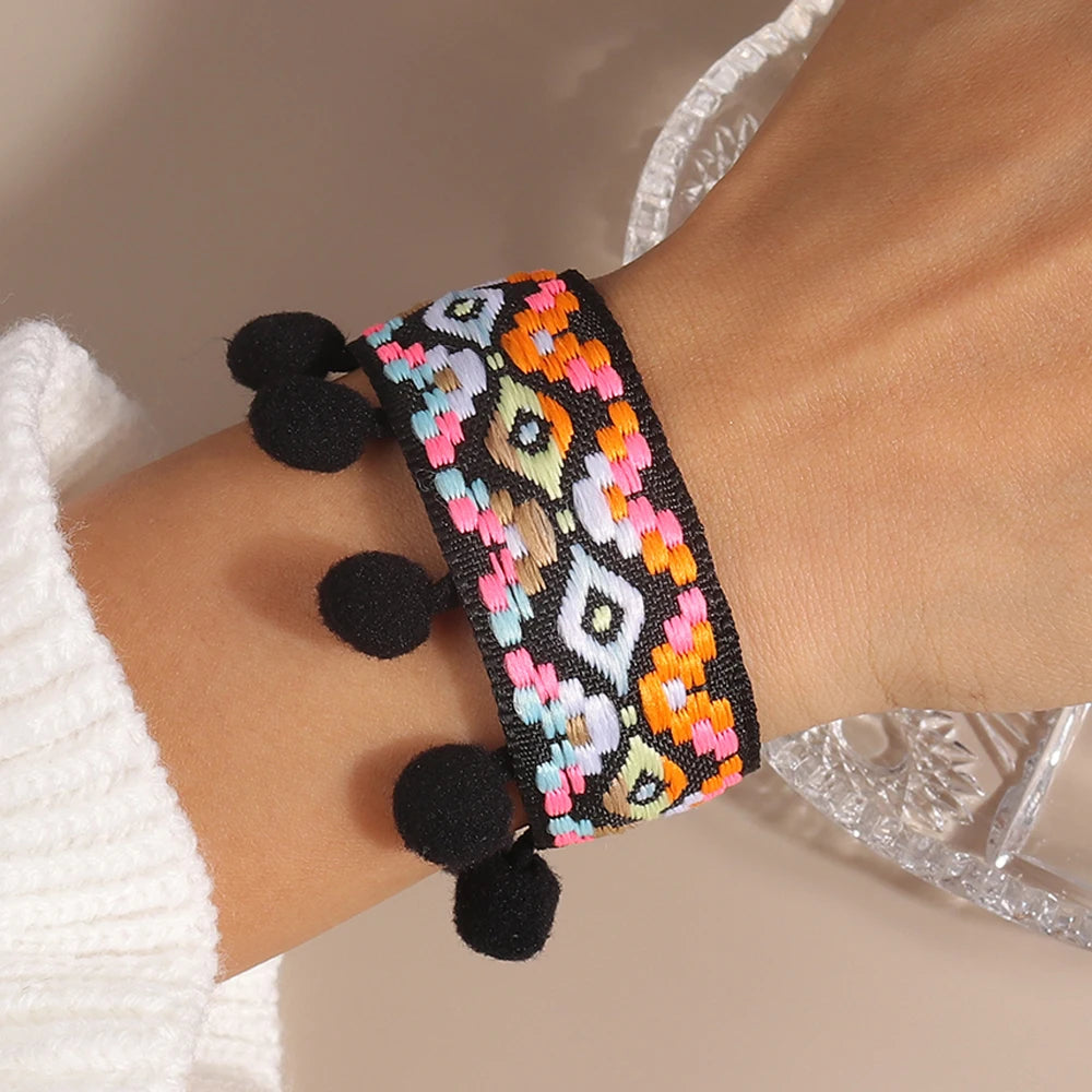 Letras de bordado de Bohemia Pulsera de borla tejida trenzada ajustable hecha a mano moda retro