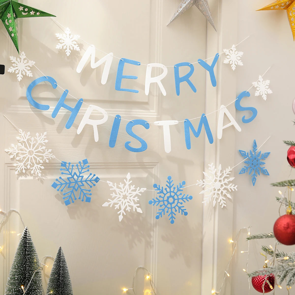 Guirnaldas con motivos de navidad