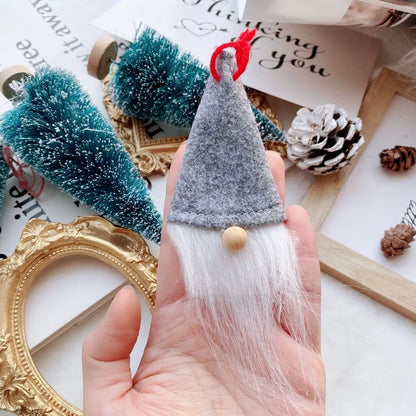 Gnomos sin rostro de decoración del árbol de Navidad