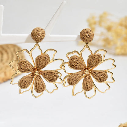 Pendientes colgantes de flores elegantes de Bohemia