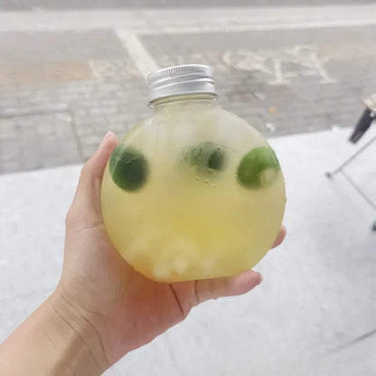 Botellas de plástico con forma de bola de 300ml botella de agua de plástico con tapas