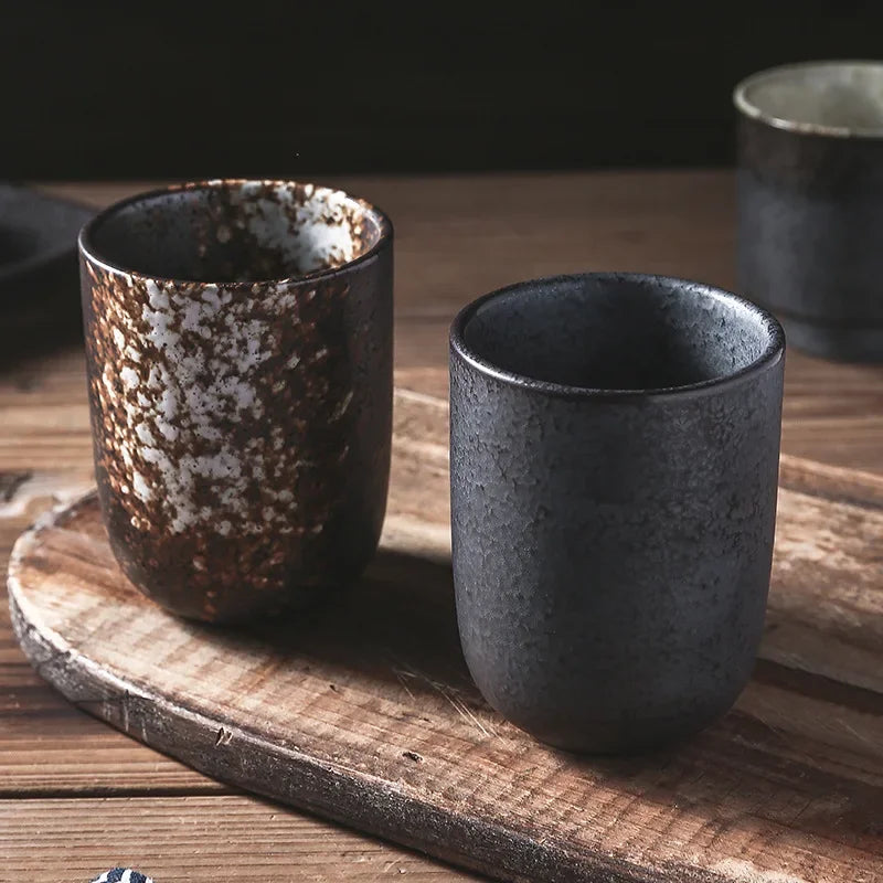 Taza de té alta de estilo japonés