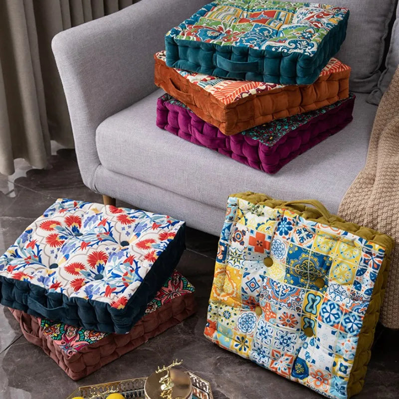 Cojín cuadrado bohemio con motivos de Mandala