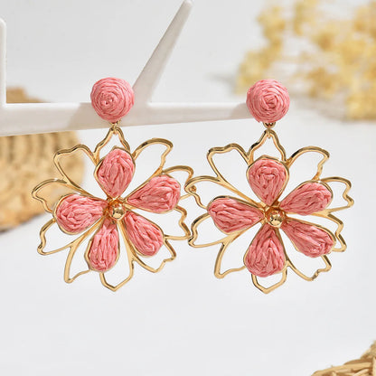 Pendientes colgantes de flores elegantes de Bohemia