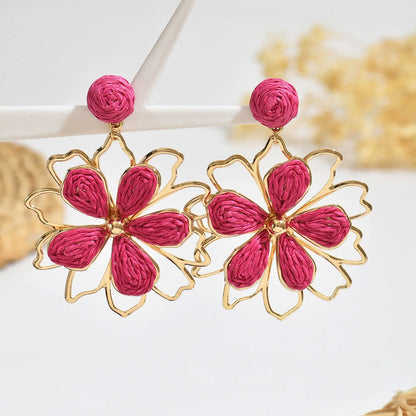 Pendientes colgantes de flores elegantes de Bohemia