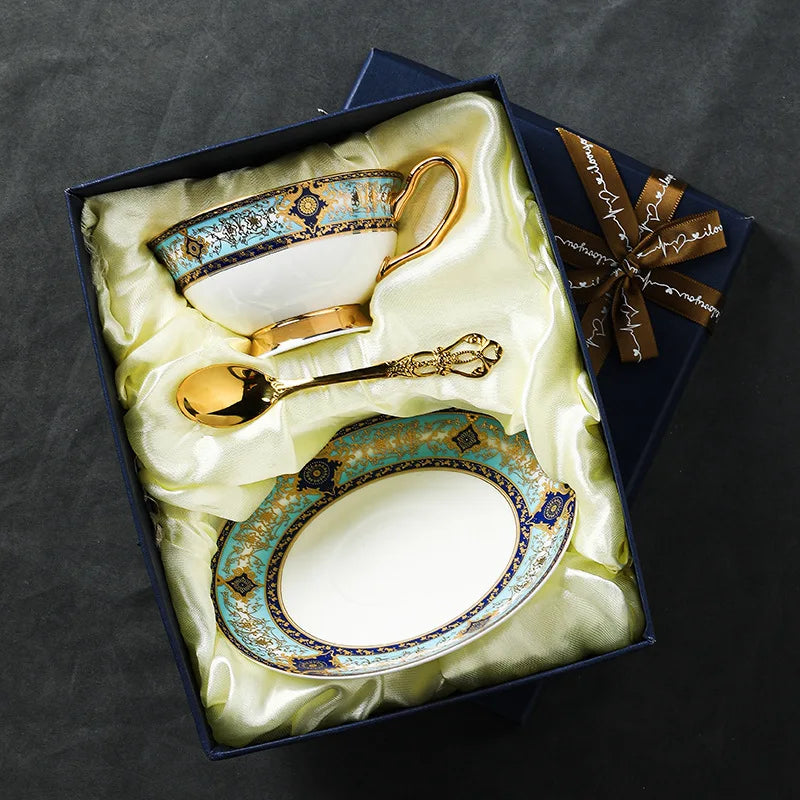 Juego de tazas de té estilo retro